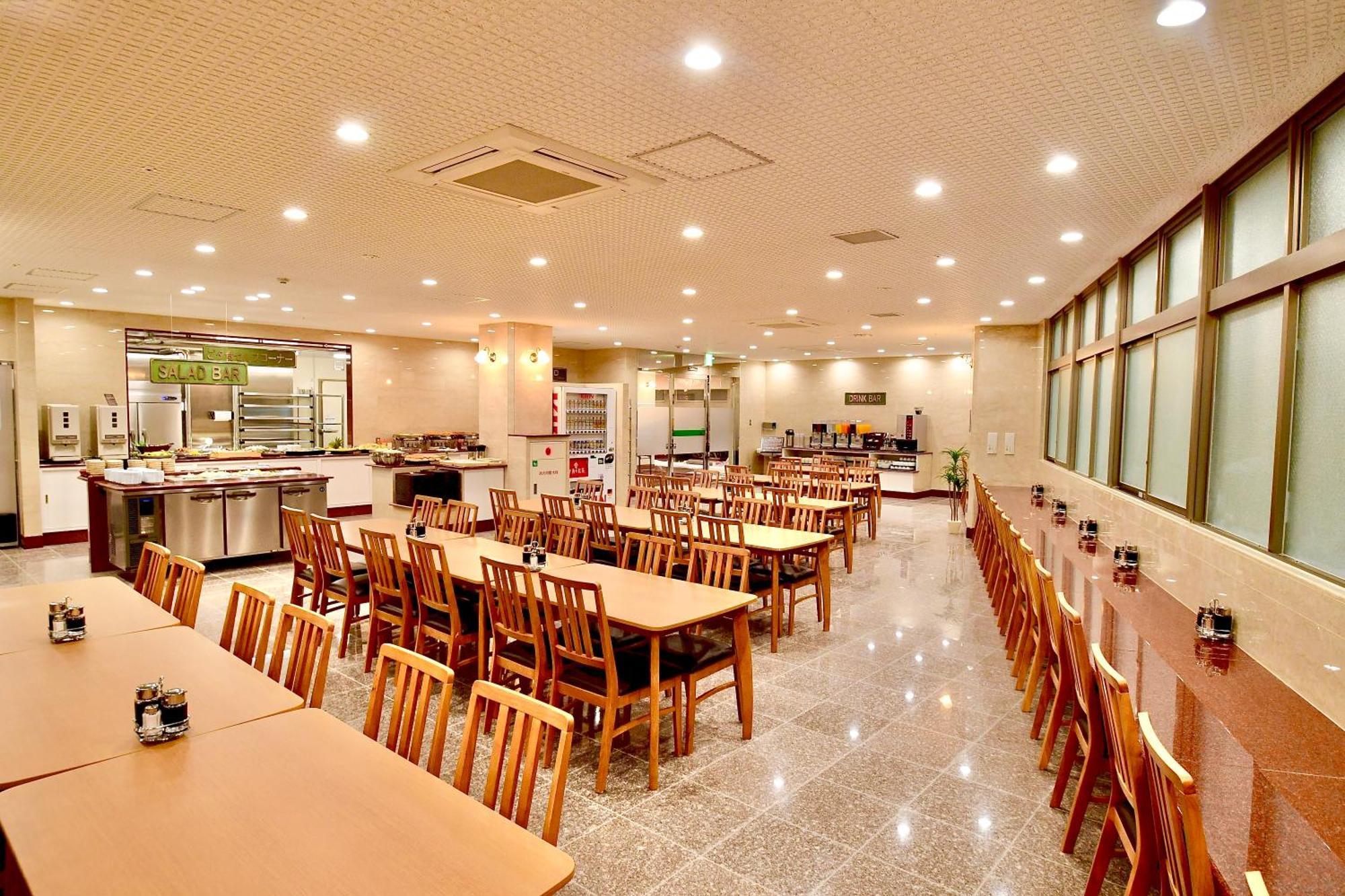 Himeji Ekimae Universal Hotel Minamiguchi Экстерьер фото