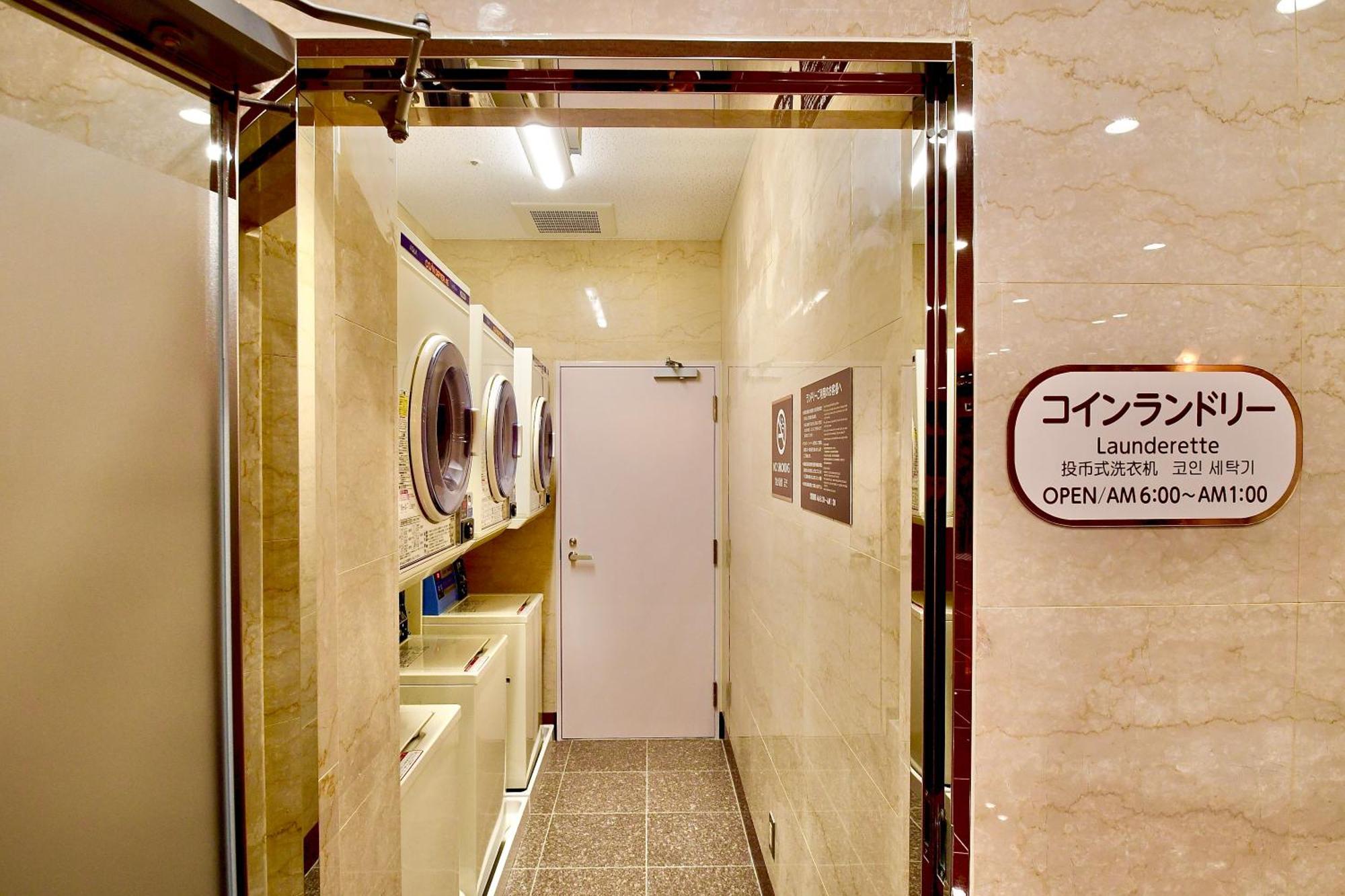 Himeji Ekimae Universal Hotel Minamiguchi Экстерьер фото