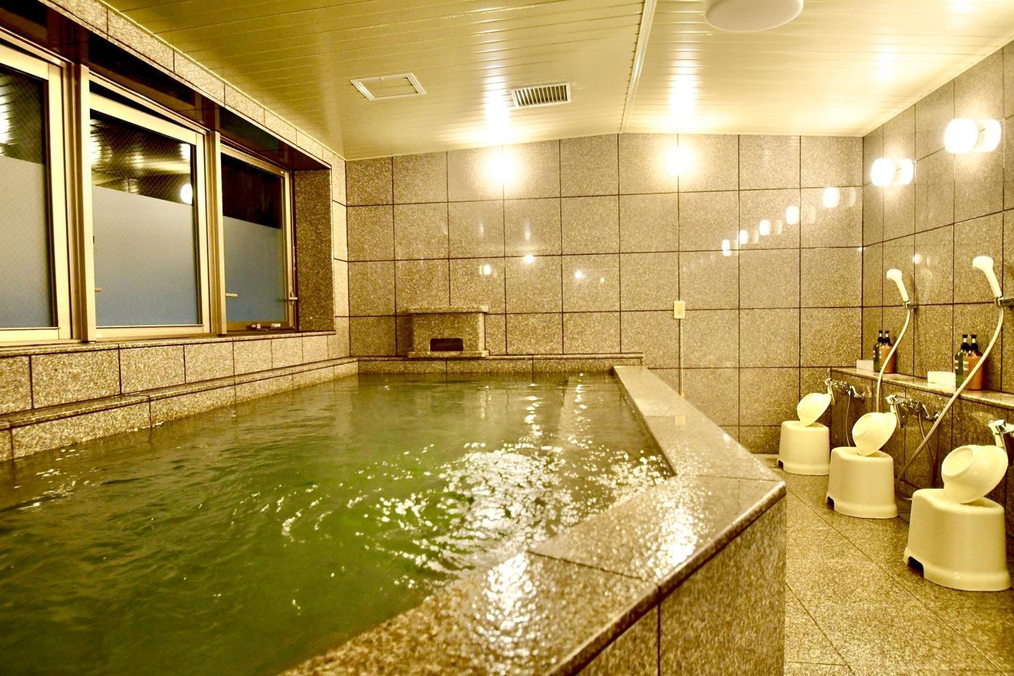 Himeji Ekimae Universal Hotel Minamiguchi Экстерьер фото